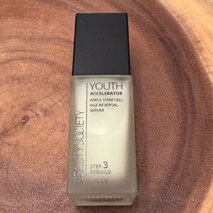 Beauty Society Youth Accelerator full size